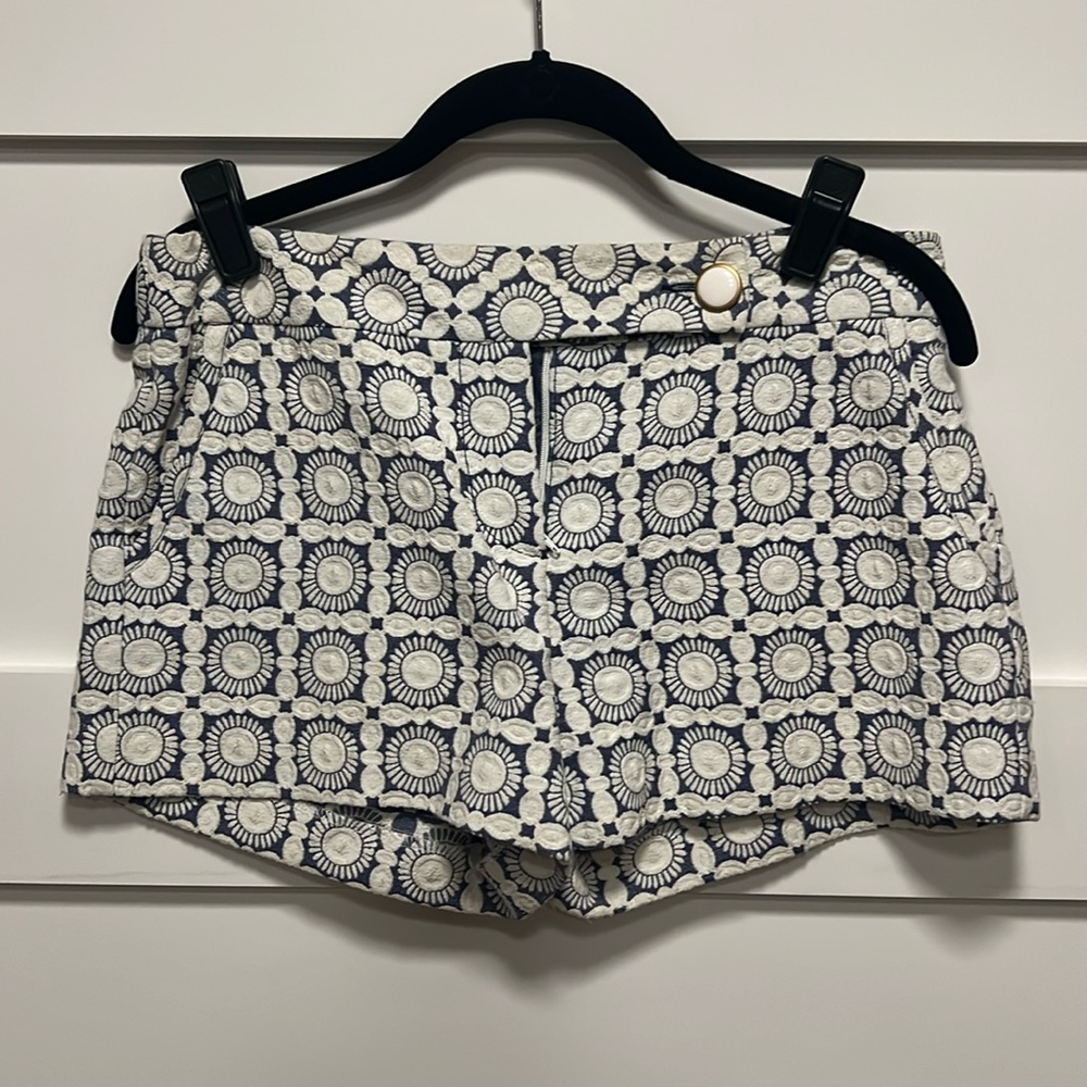 Trina Turk short size 4